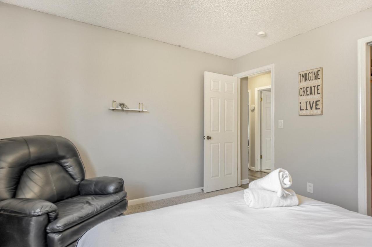 Wonderful Spacious 5Br Colorado Springs House Βίλα Εξωτερικό φωτογραφία